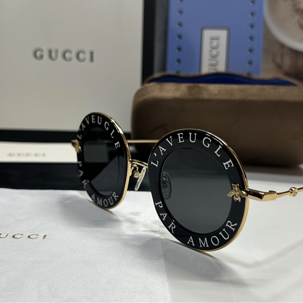 Gucci Black and Gold Sunglasses with Script Detail - Picture 6 of 8